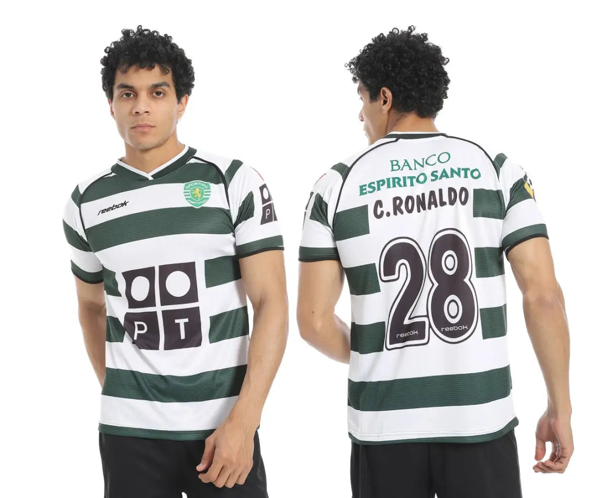 قميص سبورتينج لشبونة الأساسي 2002/03 مع طباعة رونالدو 28