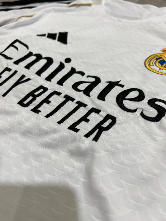 قميص ريال مدريد الأساسي 2025/26