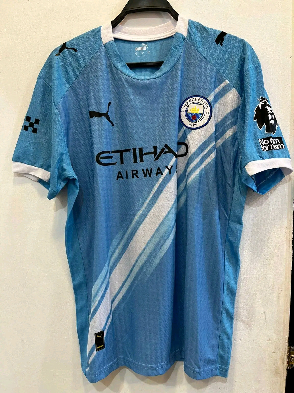 قميص مانشستر سيتي الأساسي 2025/26