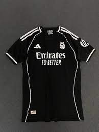 قميص ريال مدريد الاحتياطي 2025/26