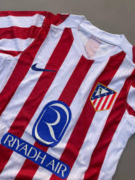 تيشيرت أتلتيكو مدريد الأساسي