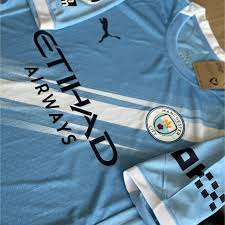 قميص مانشستر سيتي الأساسي 2025/26